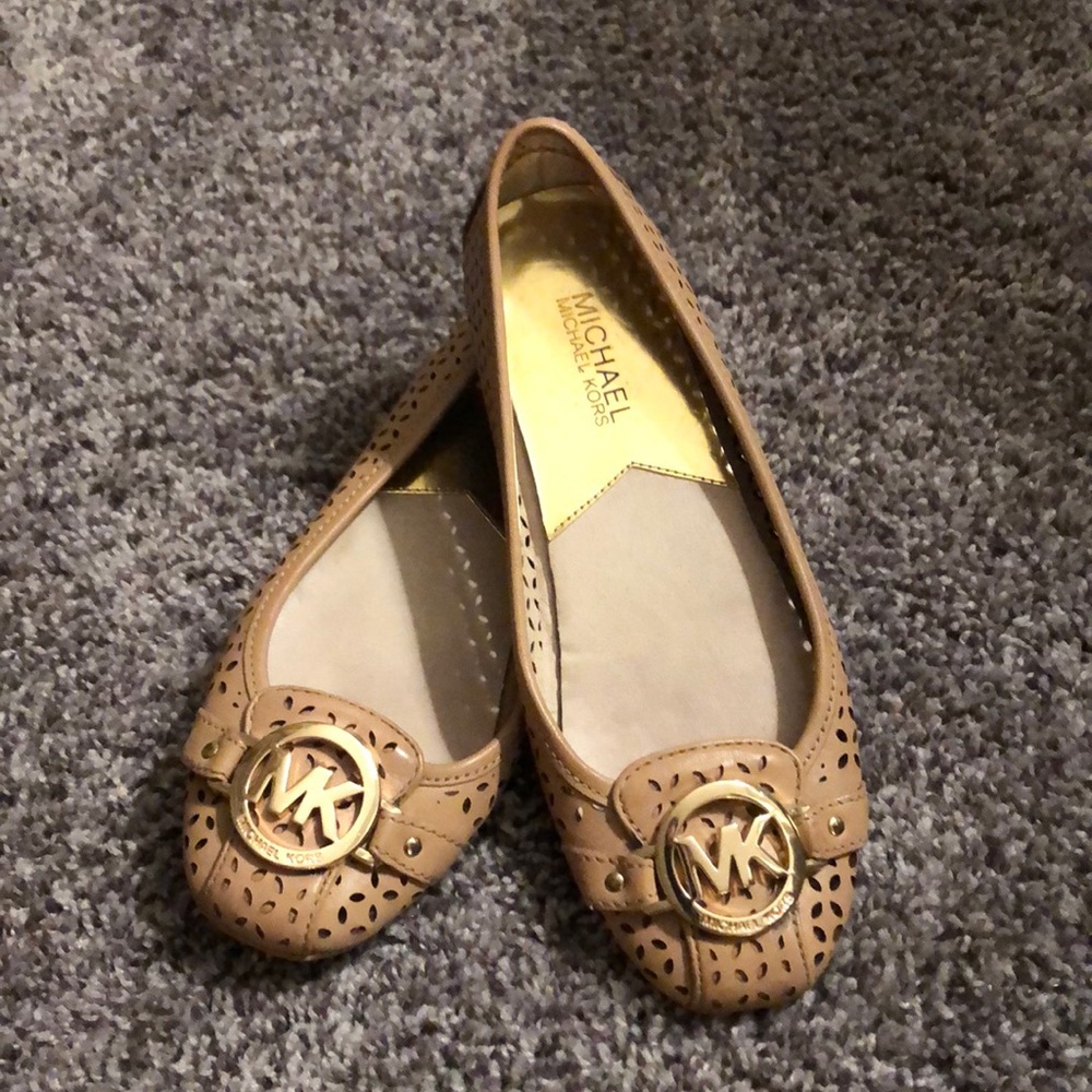 Mk nude flats